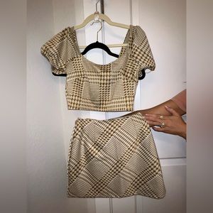 Two piece skirt set